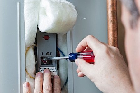 Water Heater Repair or Replace? A Simple Birmingham Homeowner Flowchart